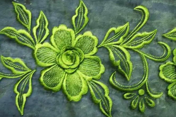 電腦繡花加工廠是怎樣分類(lèi)繡花呢？